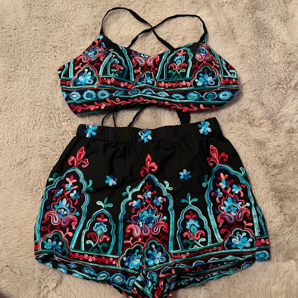 Two piece set